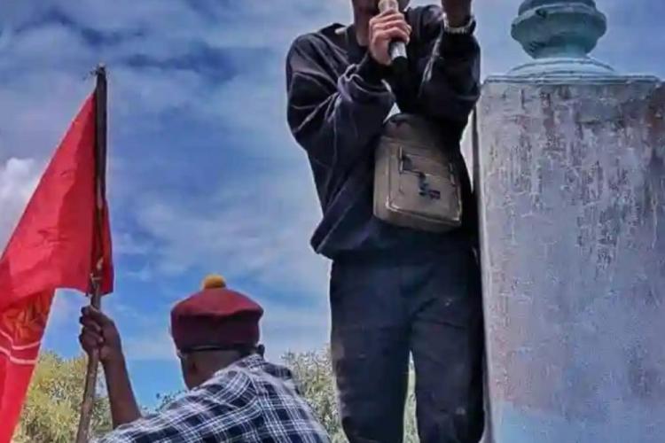 [ID] Agustinus Haukilo Soroti Pembangunan Desa yang Rusak dan Belum Terealisasi