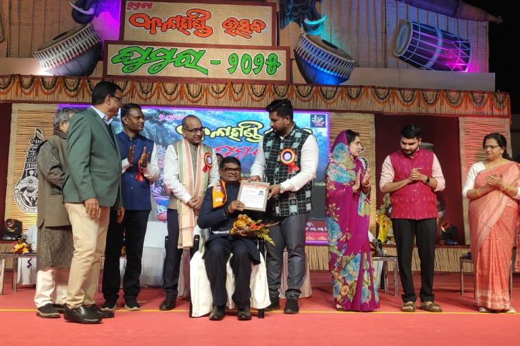 [EN] Dr. Bhawani Shankar Nial: A Poet from Kalahandi - India Making Waves on the International Literary Platform