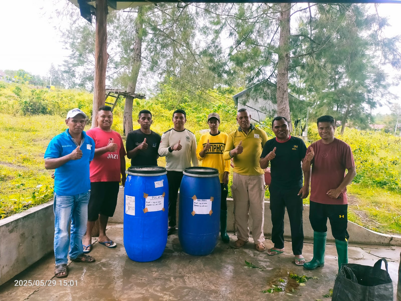 [ID] Petani Muda Jabalfarm Milenial Dapat Pelatihan Pupuk Cair NPK dari Komunitas Eko Enzim NTT