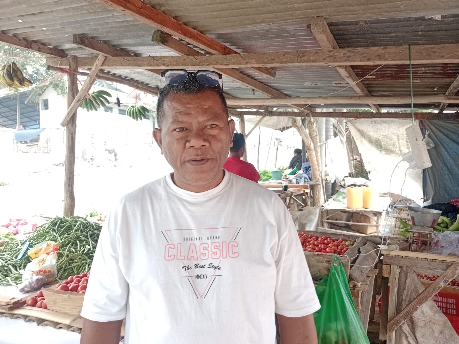 [ID] Pasca Penertiban Lapak Pasar Baru Kefamenanu, Omzet Pedagang Tetap Stabil