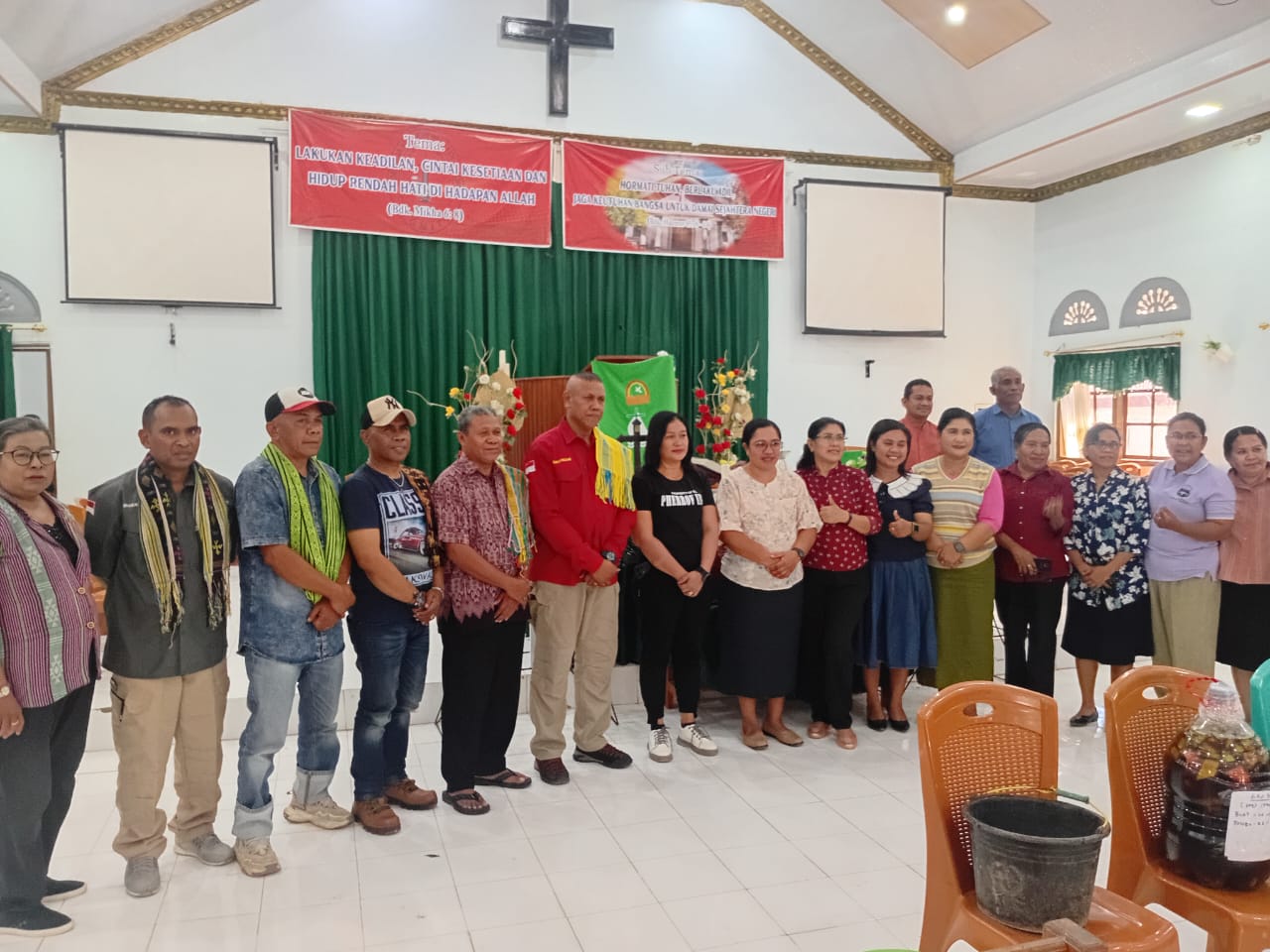 [ID] Pelatihan Eko Enzim di Gereja Jemaat Nekaf Mese Naioni: Iman Hidup untuk Alam Ciptaan Tuhan