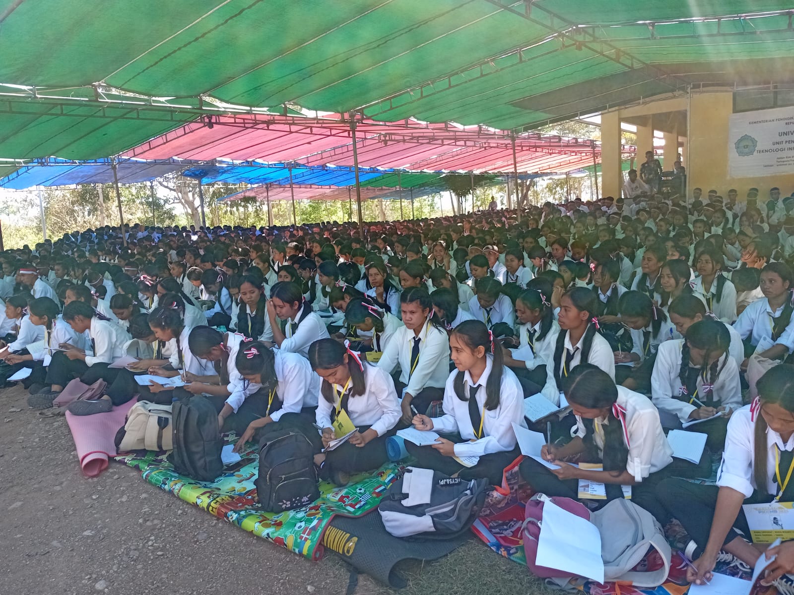 [ID] Rektor Universitas Timor Buka PKKMB 2025, Harapkan Dampak Positif bagi Mahasiswa Baru