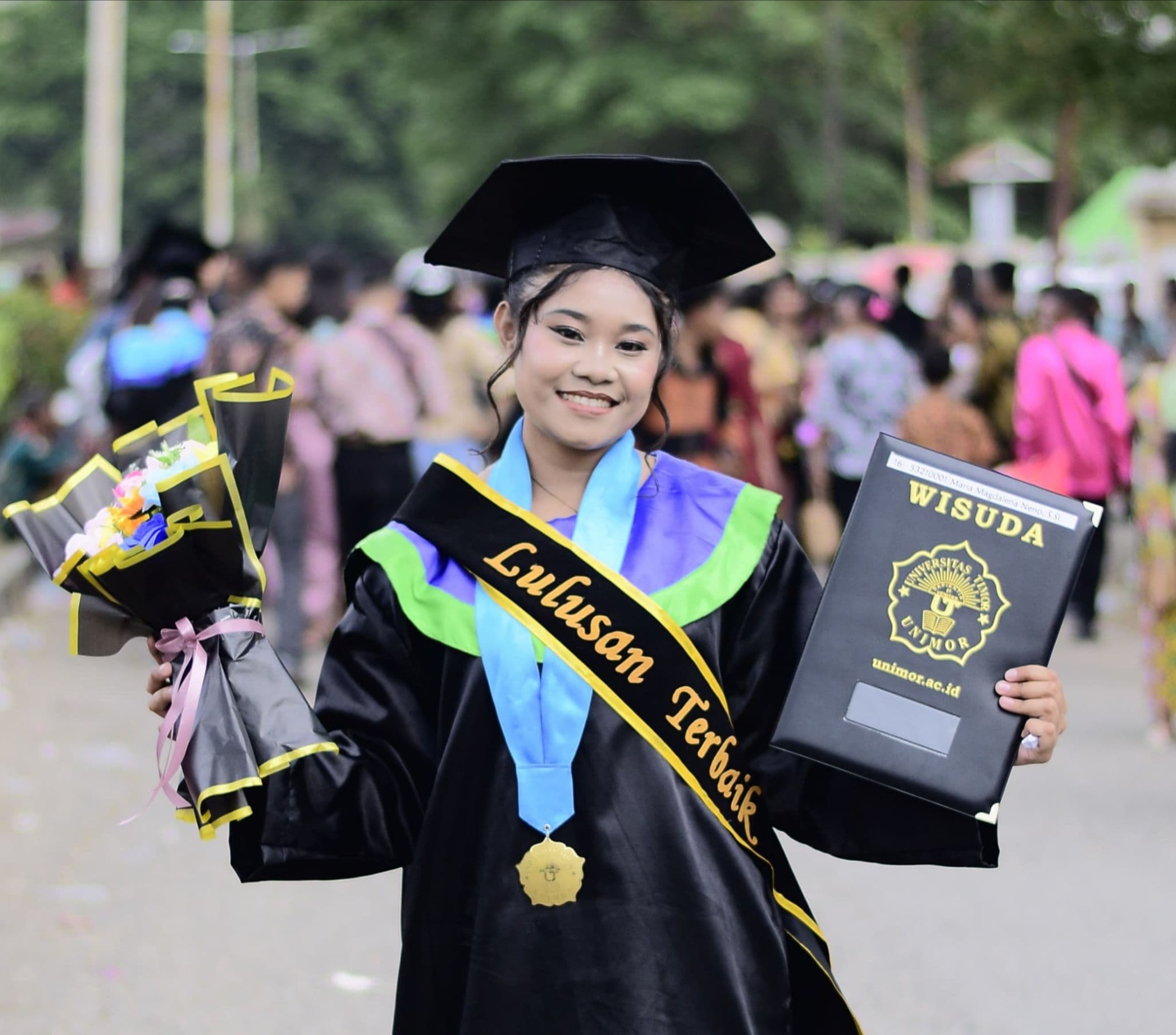 [ID] Dari Ladang Sekon ke Panggung Wisuda: Kisah Inspiratif Ellen Neno