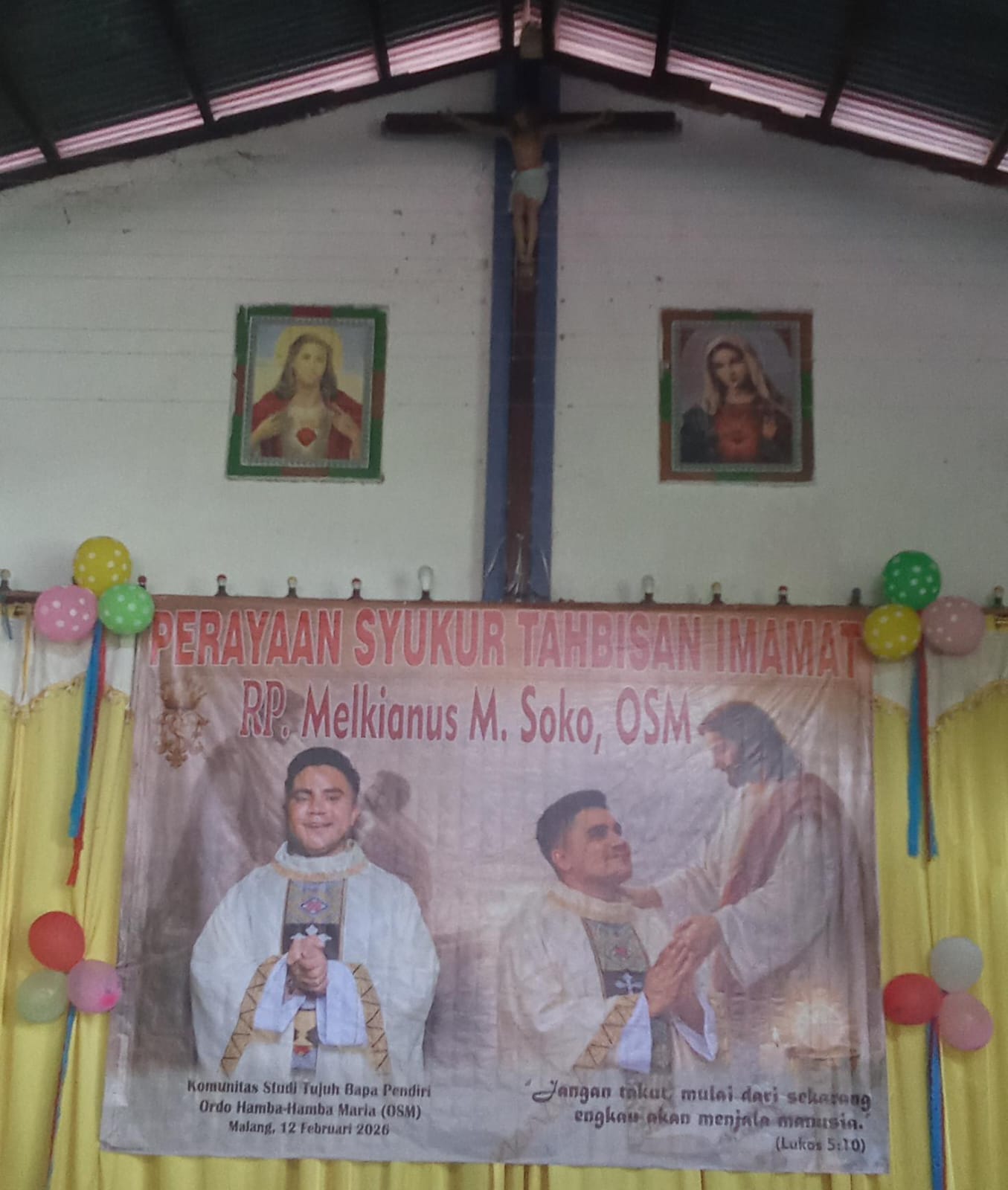 [ID] Lautan Umat Padati Paroki Kiupukan, Misa Perdana P. Melkianus Maria Soko, OSM Berlangsung Agung dan Penuh Sukacita