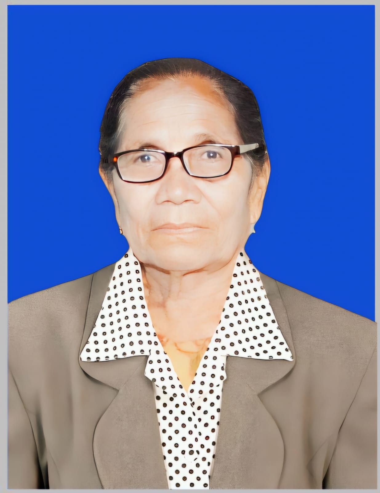 [ID] Guru Cahaya Semesta: Mengenang Mama Justina Luruk dalam Kosmologi Timor