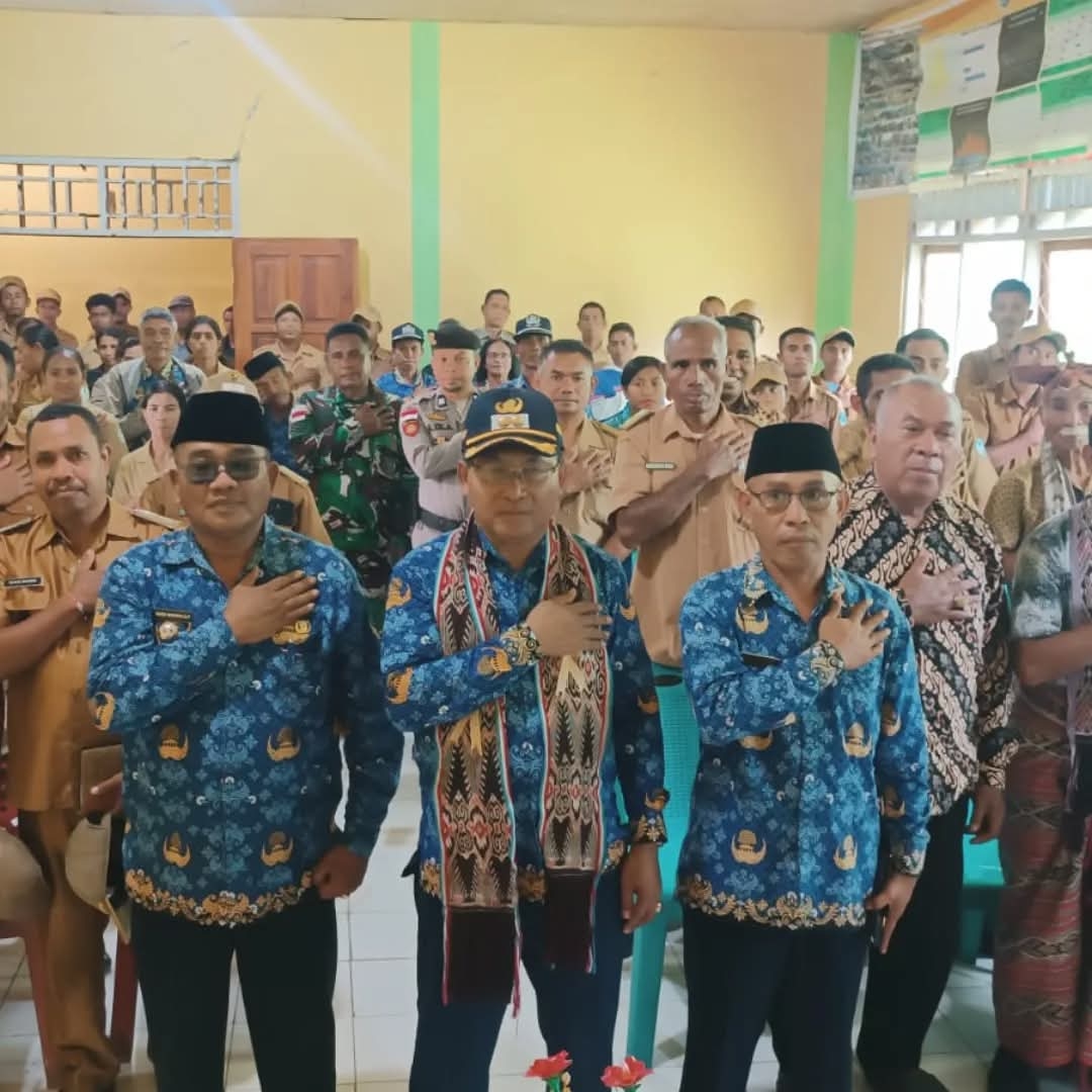 [ID] Perkuat Ketahanan Pangan Desa, Wakil Bupati TTU Dorong BUMDes Kembangkan Budidaya Lele dan Ayam Petelur