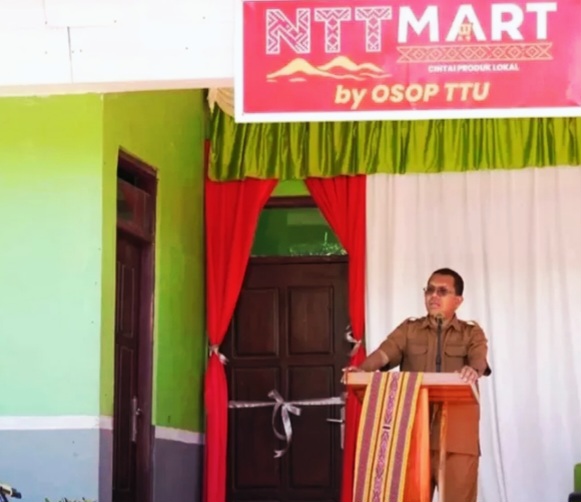 [ID] Gubernur NTT Resmikan NTT Mart di SMKN 1 Kefamenanu, Dorong Siswa Jadi Pengusaha Muda