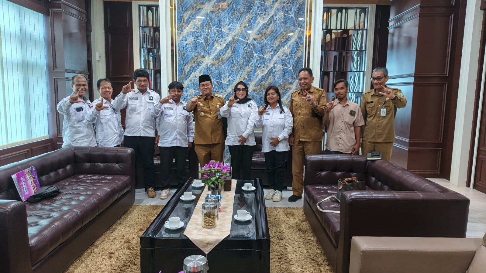 [ID] DPW Laskar Gibran Jambi Melakukan Silaturahmi Ke Walikota Jambi.